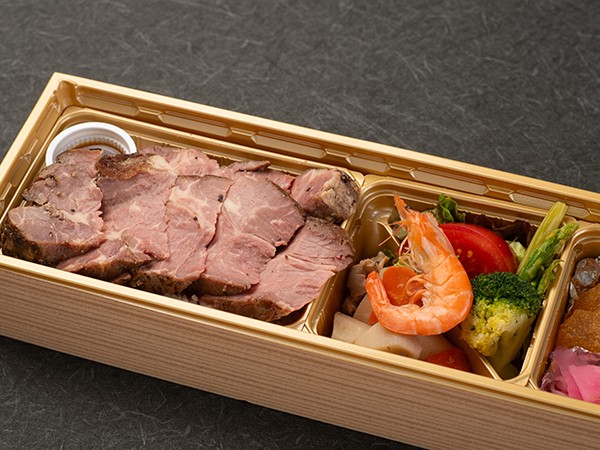 低温調理のサーロインステーキ御膳