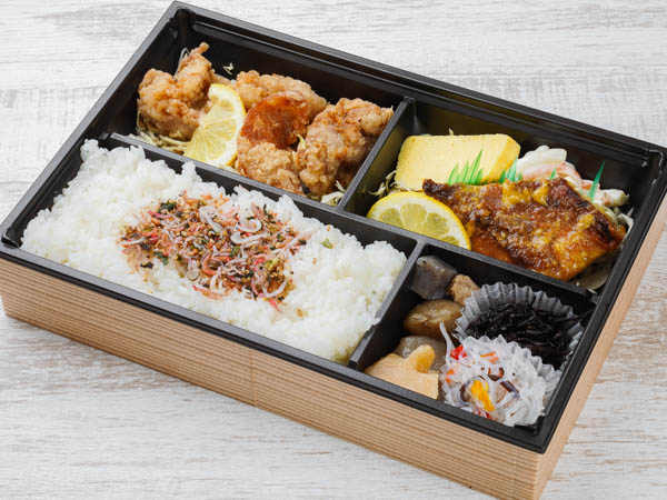 赤魚の西京焼きと塩唐揚げ御膳