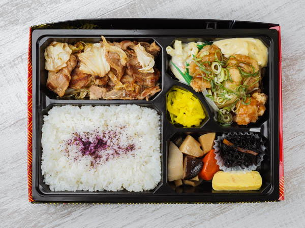 豚の生姜焼きとチキン南蛮ダブル弁当