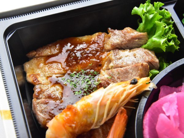 三元豚カツ＆ステーキ御膳