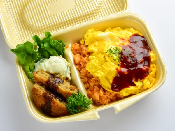 完熟トマトのオムライスＢＯＸランチ