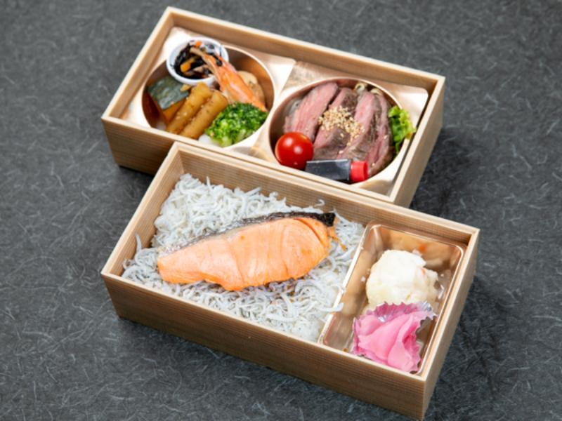 【ステーキ付き】シラスと焼鮭の和御膳