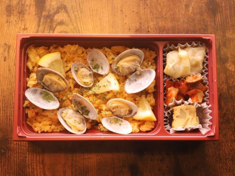 自家製パエリア弁当