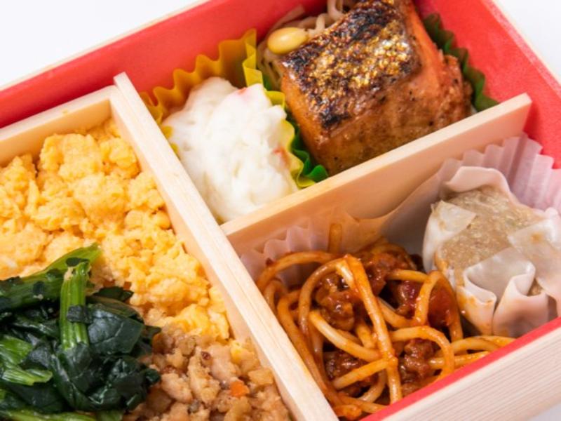 三色弁当