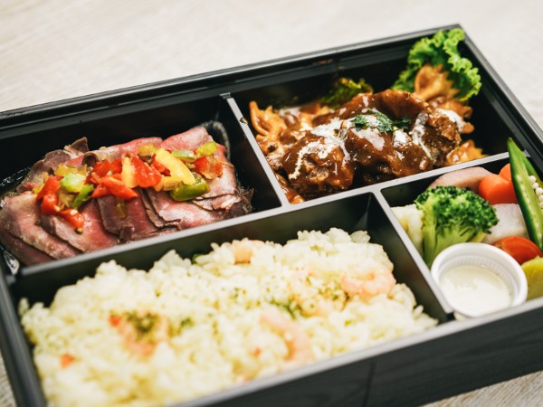 ダブルミート弁当 ローストビーフ＆ビーフシチュー弁当