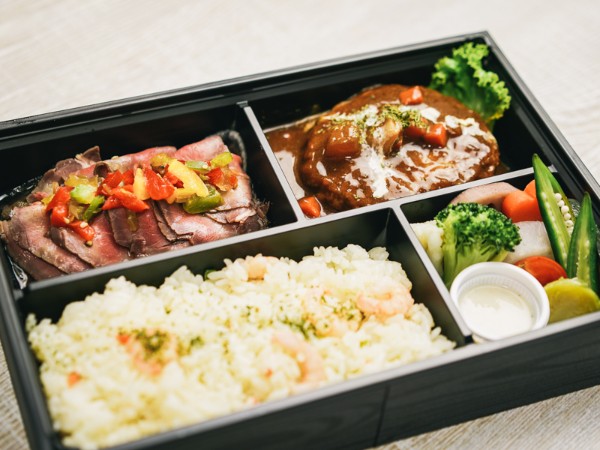 ダブルミート弁当 ローストビーフ＆煮込みハンバーグ弁当