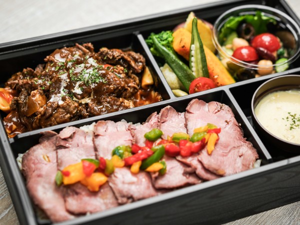 ローストビーフ重とビーフシチュー弁当