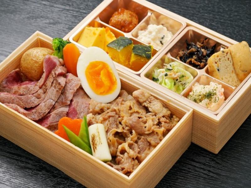 特選牛サーロインステーキと知多牛すき焼き重御膳