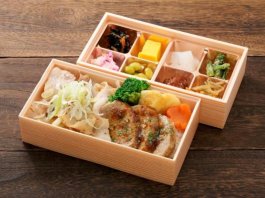 ハンバーグステーキと豚塩カルビ重
