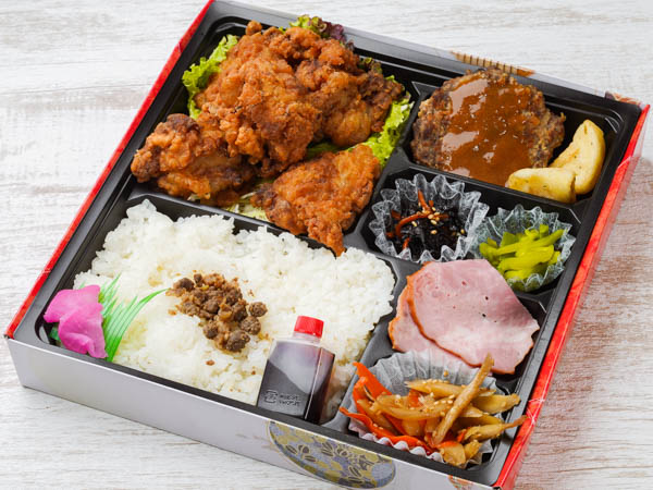 秘伝の唐揚げ＆黒毛和牛手ごねハンバーグステーキ弁当