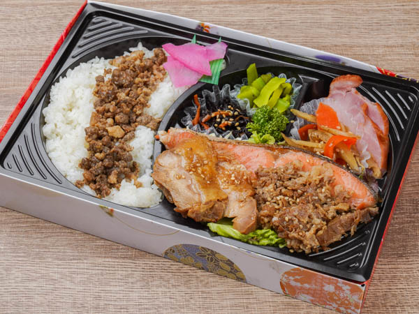 グー特製彩り弁当