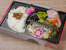 サバの煮付け弁当