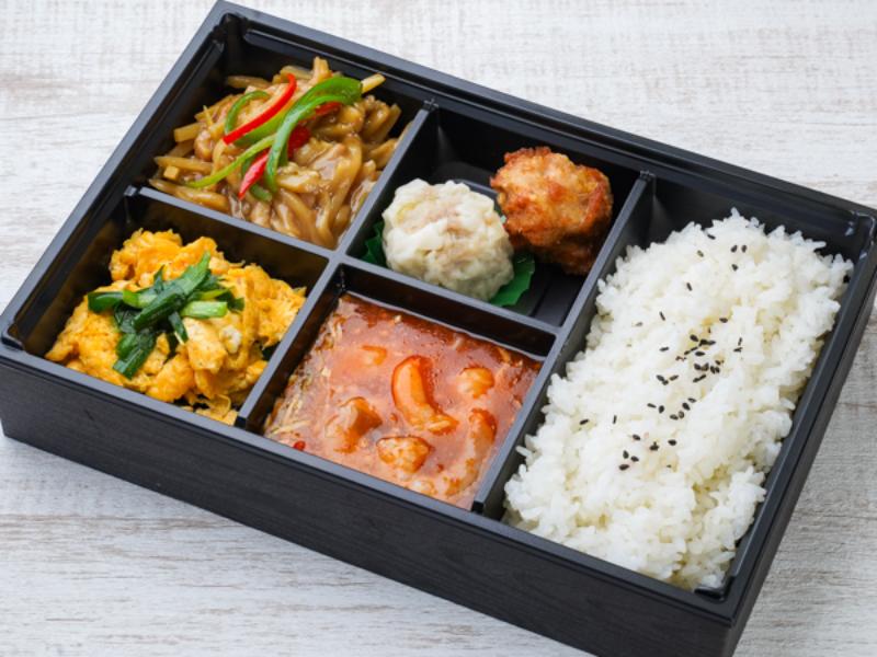 エビチリ＆青椒肉絲 中華幕の内