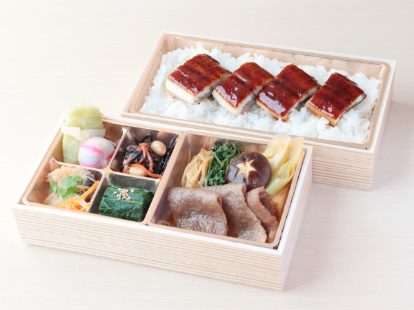 「うなぎのぼり」弁当　～鰻ご飯と仙台牛すき焼き～