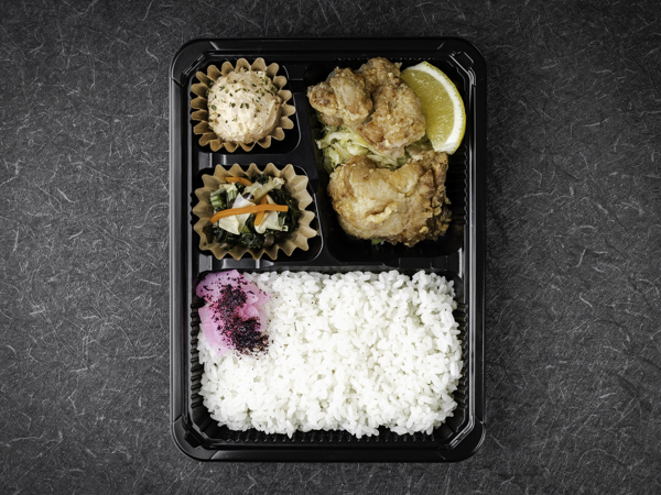 桜 鶏ももの和風から揚げ