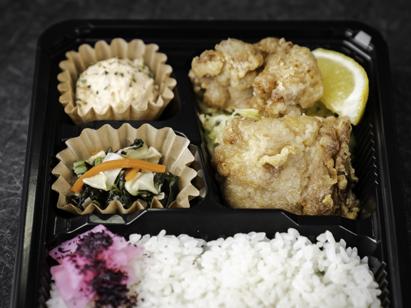 桜 鶏ももの和風から揚げ