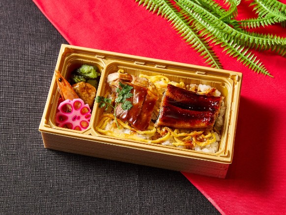 【280mlペット茶付き】特選牛焼肉丼と「うな丼」