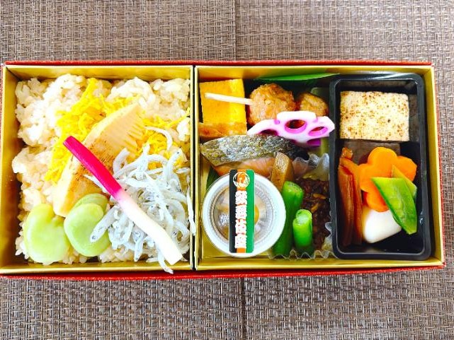〈初夏限定〉観劇弁当～炙り筍としらす御飯～【5月1日～6月30日】