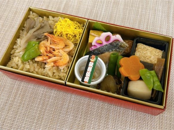11月12月限定　観劇弁当～桜えびと舞茸五目御飯～