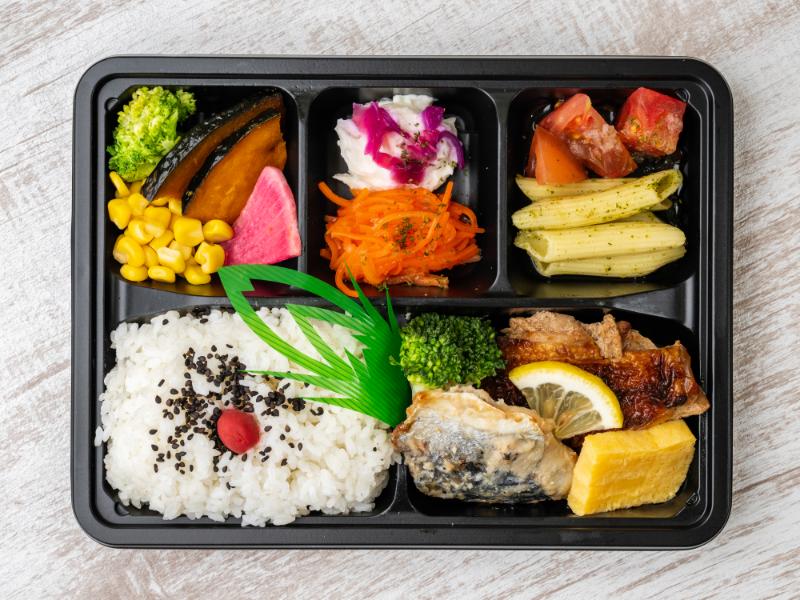 Deli弁当 鰆の西京焼き＆照り焼きチキン