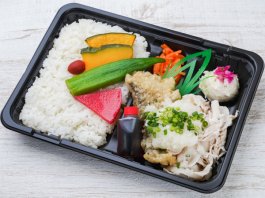 Deliランチ 白身魚と豚しゃぶのネギぽん