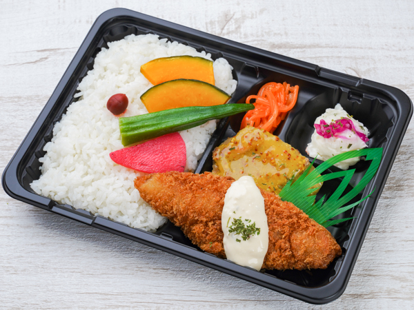 Deliランチ ハニーマスタードチキン＆フライドフィッシュ