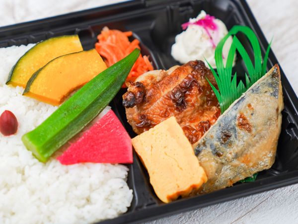 Deliランチ 鰆の西京焼き＆若鶏の照り焼き