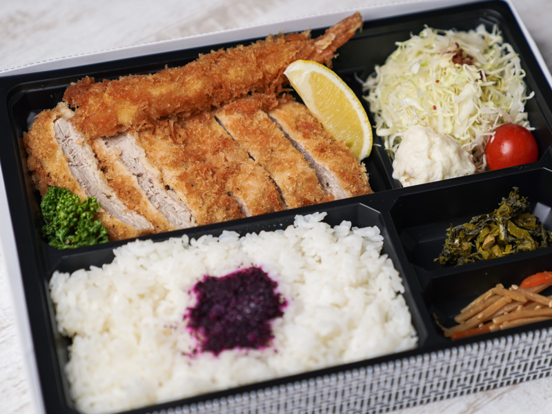 ヒレかつ弁当（海老あり）