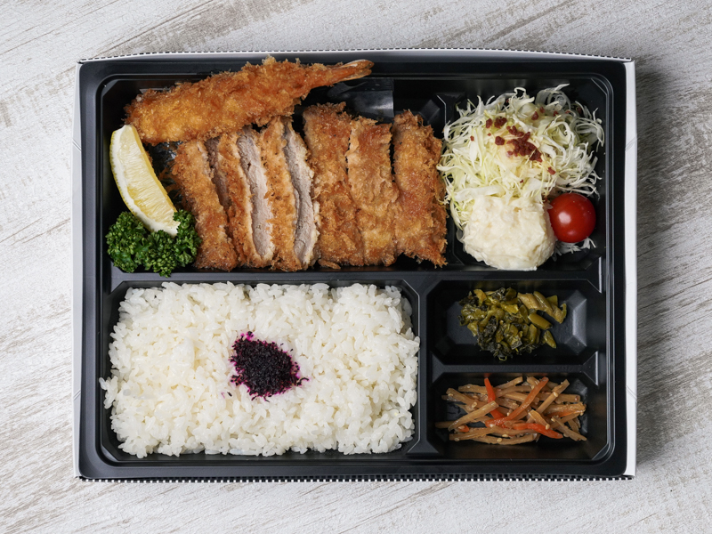 特選上ヒレかつ弁当（海老あり）