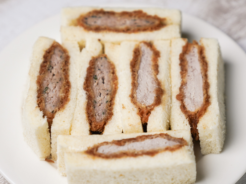 もち豚ミンチかつサンド（6切れ）