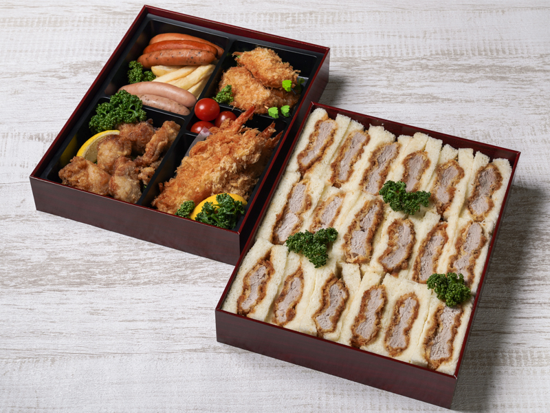 ヒレかつサンド2段重折