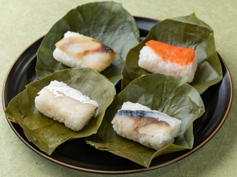 柿の葉寿司4種8個入