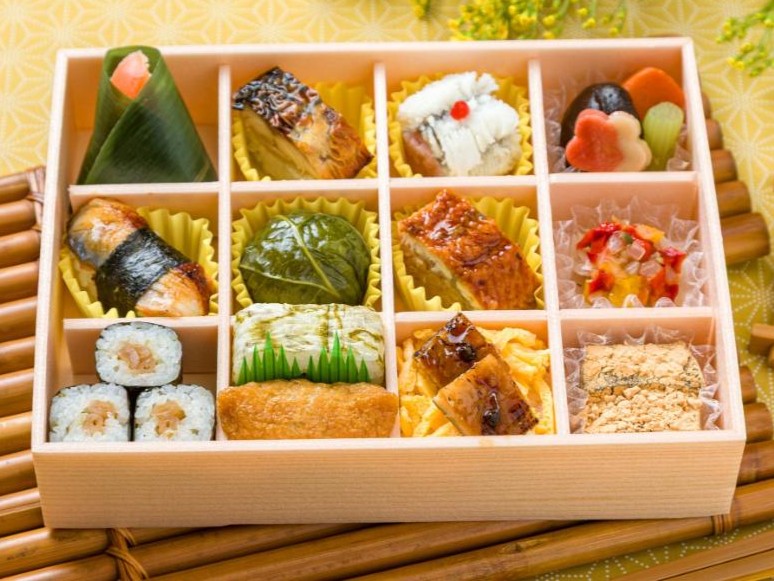 【6月1日～8月31日お届け分限定】彩り寿司「涼風」