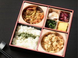 麻婆豆腐と酢豚弁当