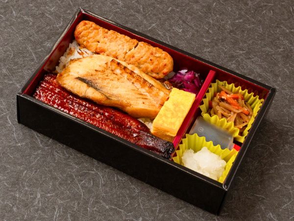 熟成銀だらの干物と鰻の豪華弁当