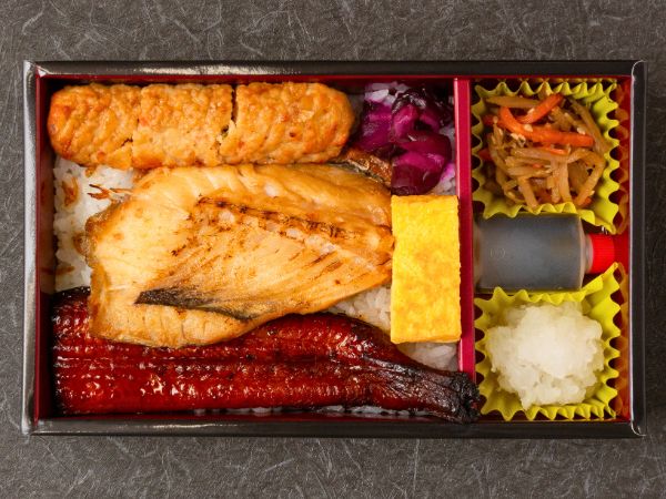 熟成銀だらの干物と鰻の豪華弁当