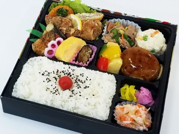 Ｎｏ．114 ハンバーグとブリの照り焼き弁当