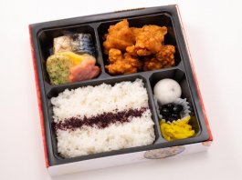 鶏の唐揚げ弁当