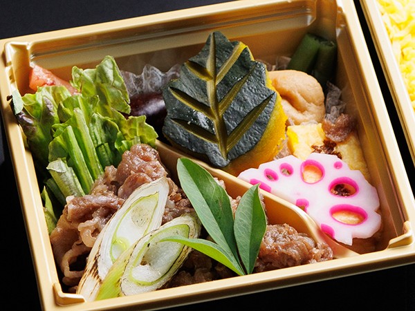 国産A5和牛のやわらかすき焼き膳