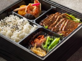 タレ漬け熟成赤身牛の炭火焼焼肉御膳
