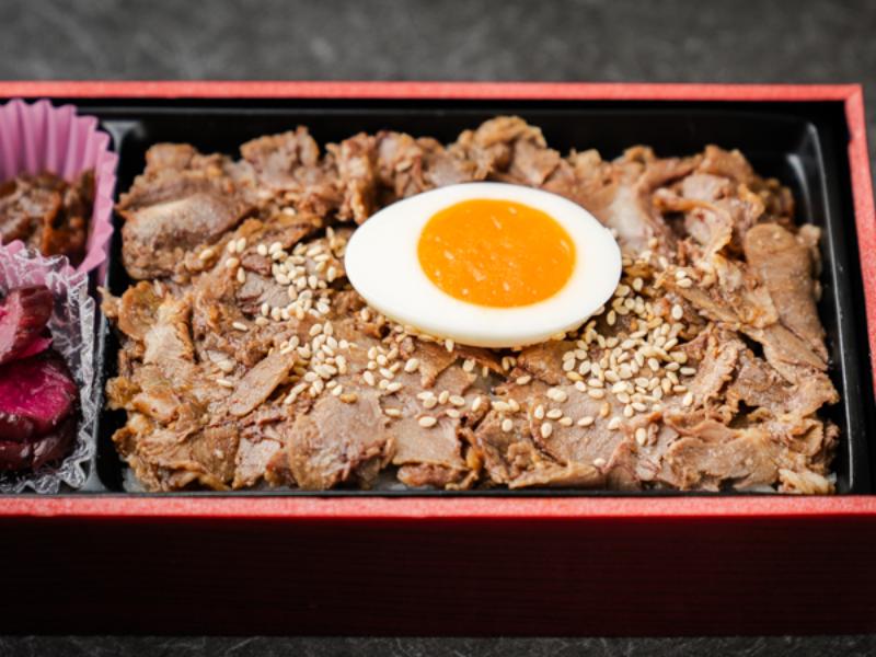 牛たんまかない丼弁当