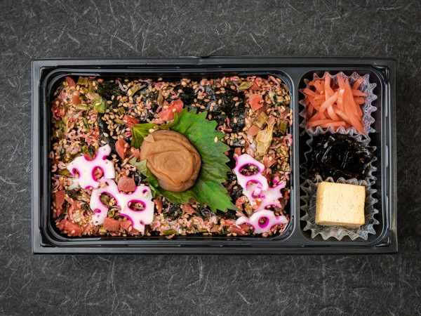 梅づくし日の丸ちりめん弁当