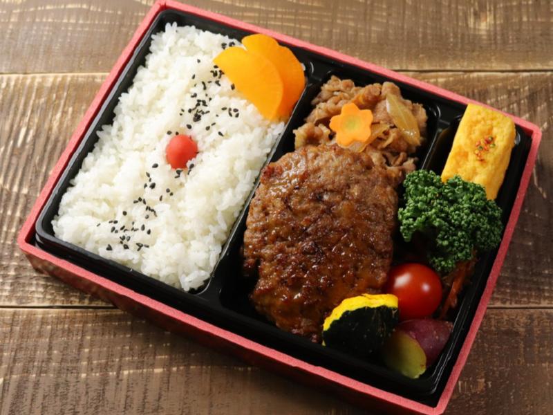ぼたんのハンバーグ牛飯弁当