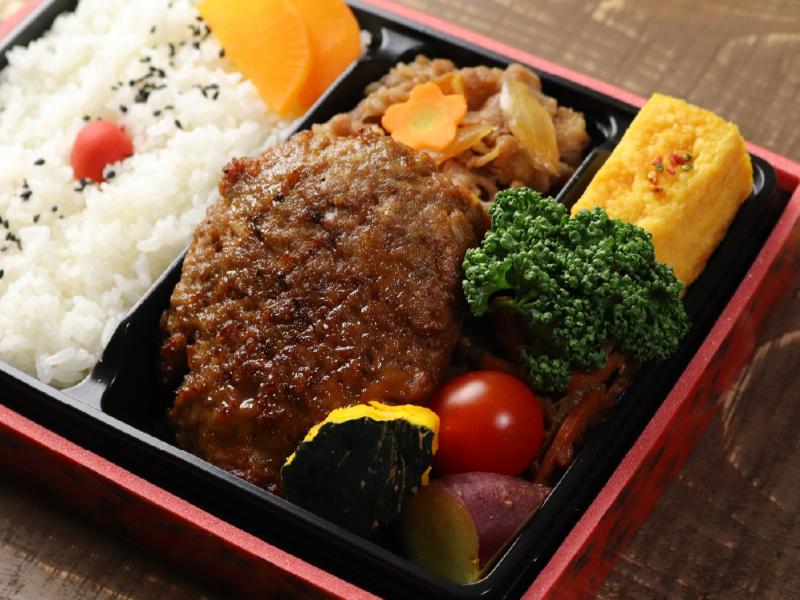 ぼたんのハンバーグ牛飯弁当