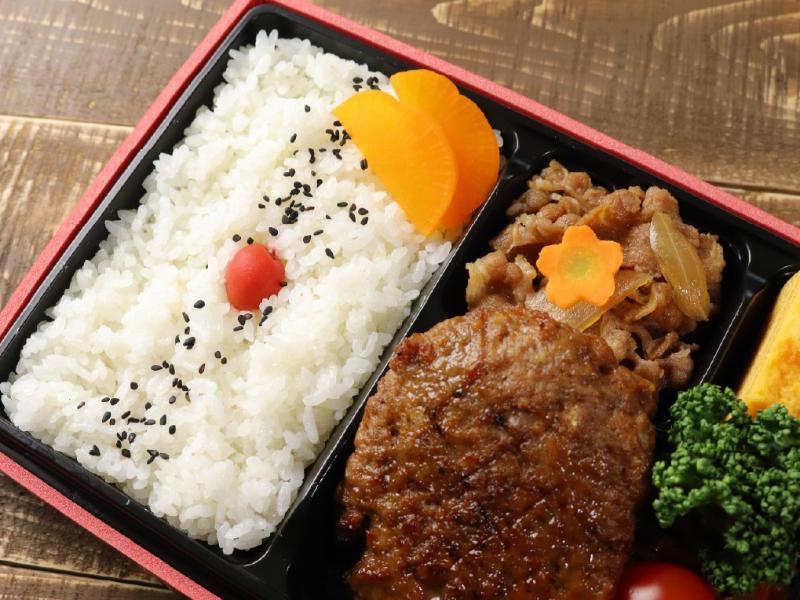 ぼたんのハンバーグ牛飯弁当