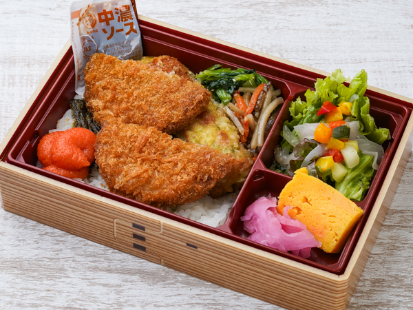 黒豚メンチカツ海苔重