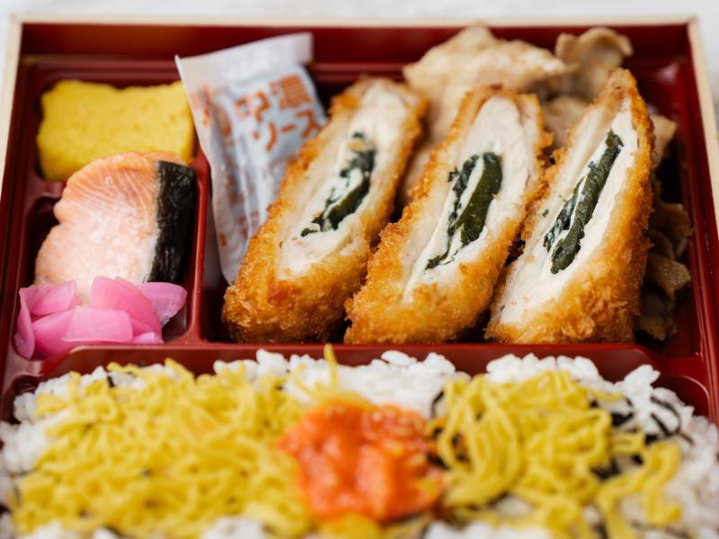 生姜焼きささみチーズ海苔幕の内