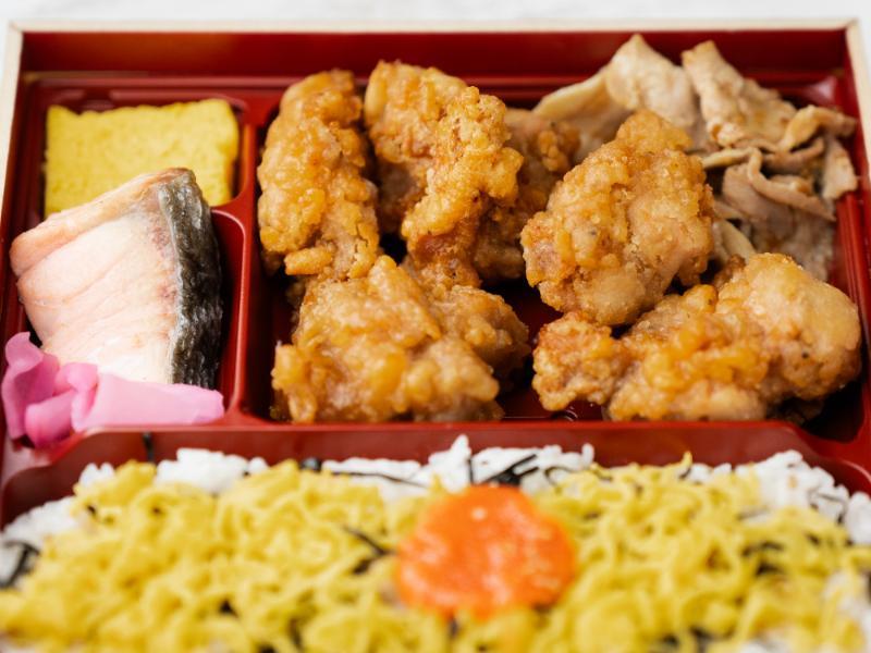 生姜焼き唐揚げ海苔幕の内