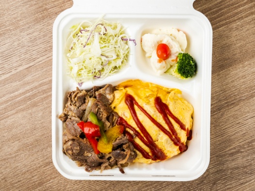 オムライスと牛焼肉プレート