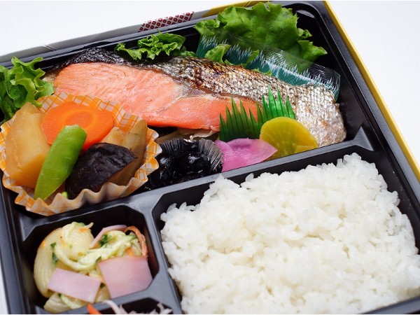 鮭弁当